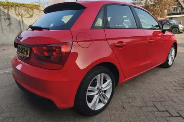 Audi A1 (2018) thumbnail 2