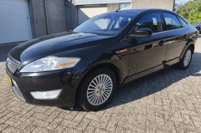 Ford Mondeo (2010) thumbnail 5