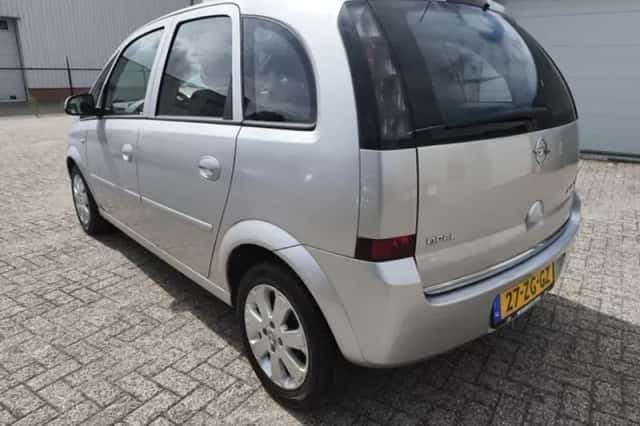 Opel Meriva (2008) thumbnail 2