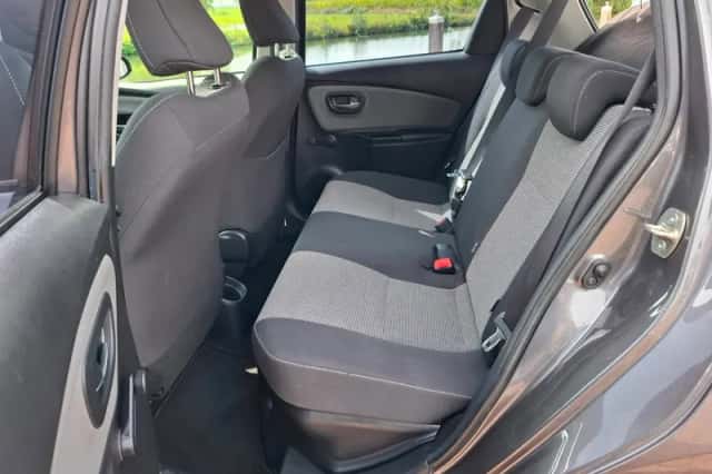 Toyota Yaris (2016) thumbnail 6