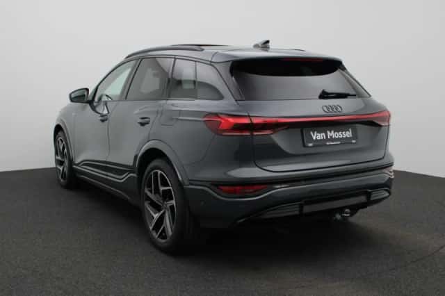 Audi Q6 e-tron (2026) thumbnail 3