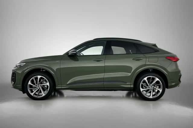 Audi Q5 (2027) thumbnail 2