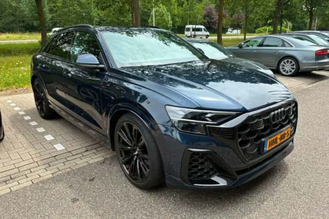 Audi Q8 (2025) thumbnail 3
