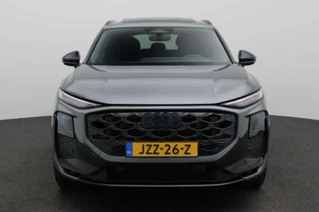 Audi Q3 (2026) thumbnail 2