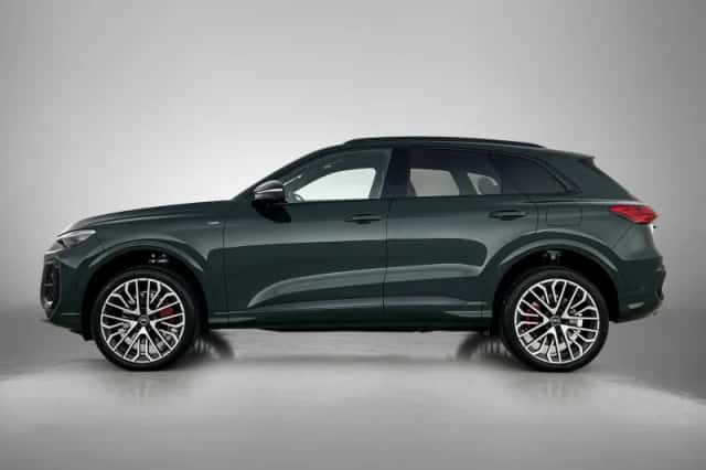 Audi Q5 (2027) thumbnail 2