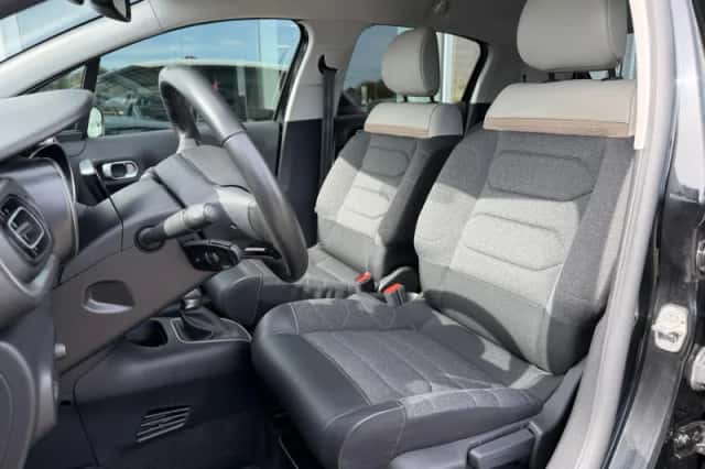 Citroën C3 (2023) thumbnail 2