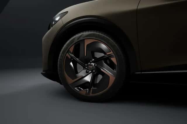CUPRA Tavascan (2026) thumbnail 5