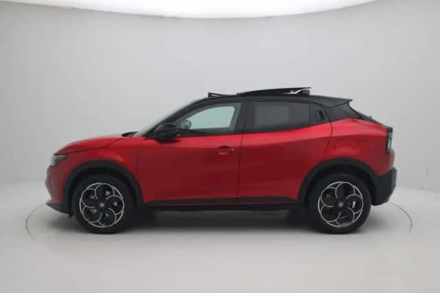 Alfa Romeo Junior (2025) thumbnail 5