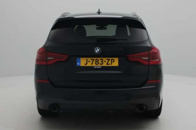 BMW X3 (2019) thumbnail 6
