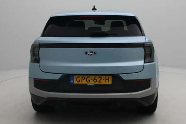 Ford Explorer (2024) thumbnail 5