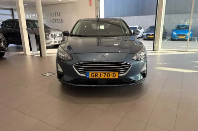 Ford Focus (2020) thumbnail 2