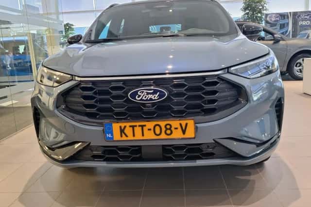 Ford Kuga (2026) thumbnail 2