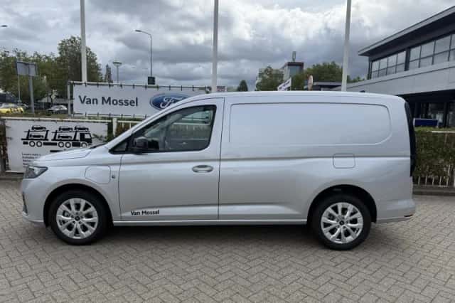 Ford Transit Connect (2025) thumbnail 2