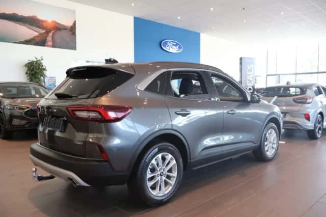 Ford Kuga (2026) thumbnail 5
