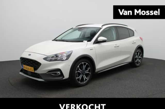 Ford Focus (2020) thumbnail 1