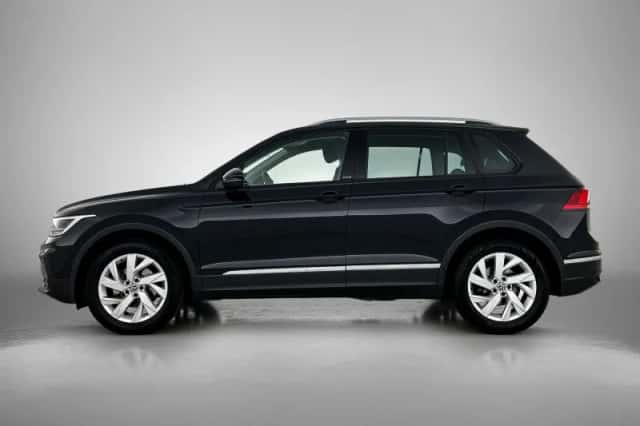 Volkswagen Tiguan (2022) thumbnail 2