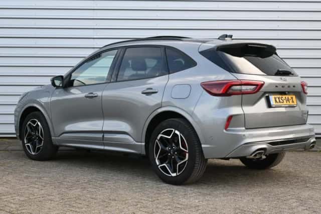 Ford Kuga (2025) thumbnail 2