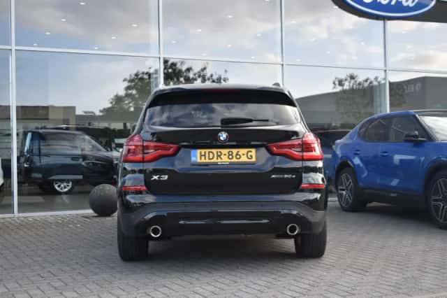 BMW X3 (2021) thumbnail 6