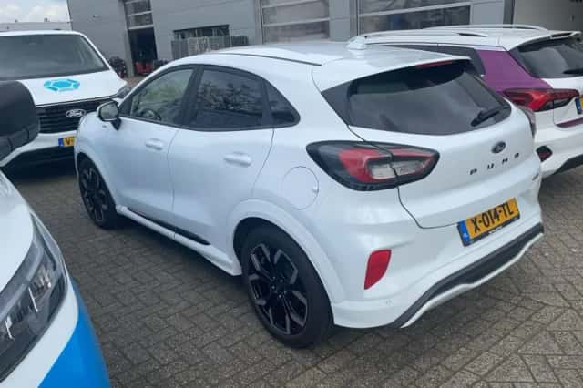 Ford Puma (2024) thumbnail 4