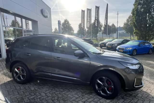 Ford Kuga (2026) thumbnail 6