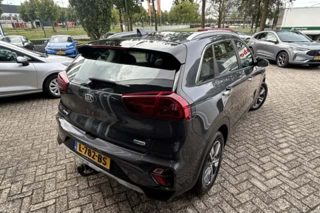Kia Niro (2021) thumbnail 5