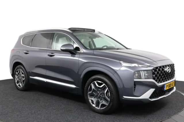 Hyundai Santa Fe (2022) thumbnail 6