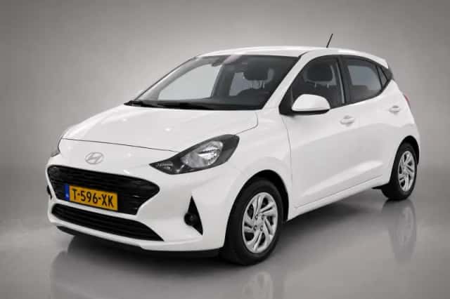Hyundai i10 (2023) thumbnail 3