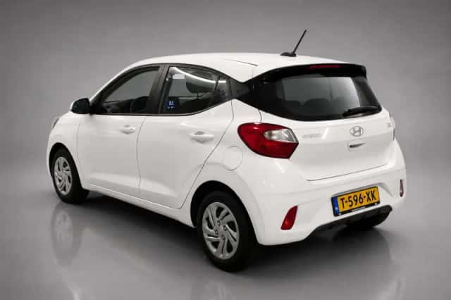 Hyundai i10 (2023) thumbnail 4