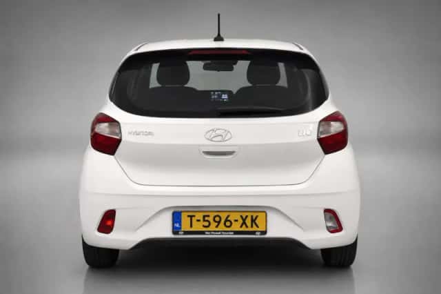 Hyundai i10 (2023) thumbnail 5
