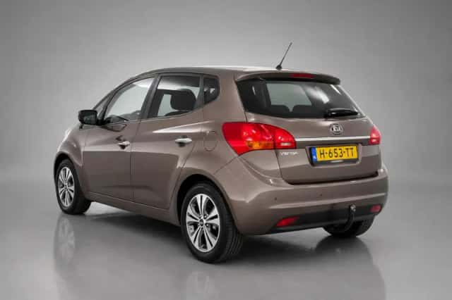 Kia Venga (2017) thumbnail 4