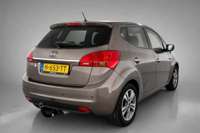 Kia Venga (2017) thumbnail 6