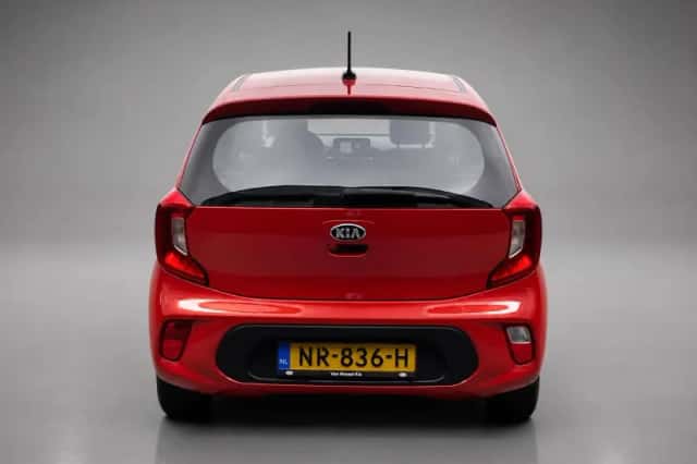 Kia Picanto (2017) thumbnail 5