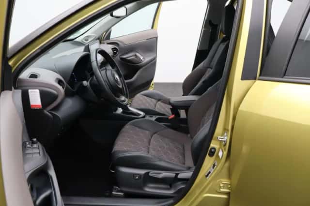 Toyota Yaris Cross (2022) thumbnail 6