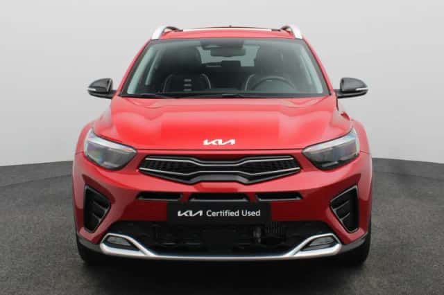Kia Stonic (2023) thumbnail 3