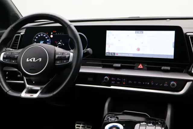 Kia Sportage (2023) thumbnail 5
