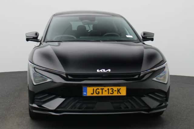 Kia EV6 (2025) thumbnail 3
