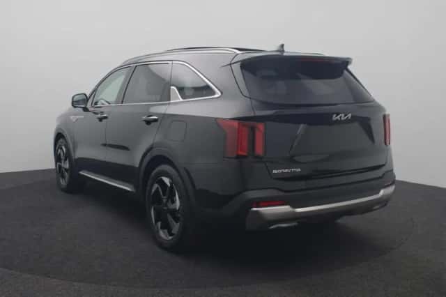 Kia Sorento (2026) thumbnail 3