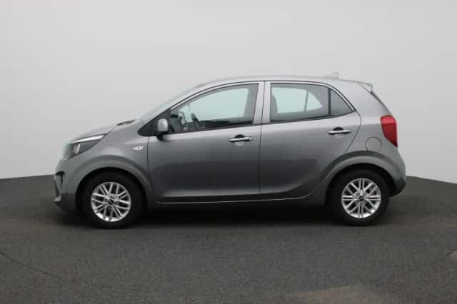 Kia Picanto (2023) thumbnail 4