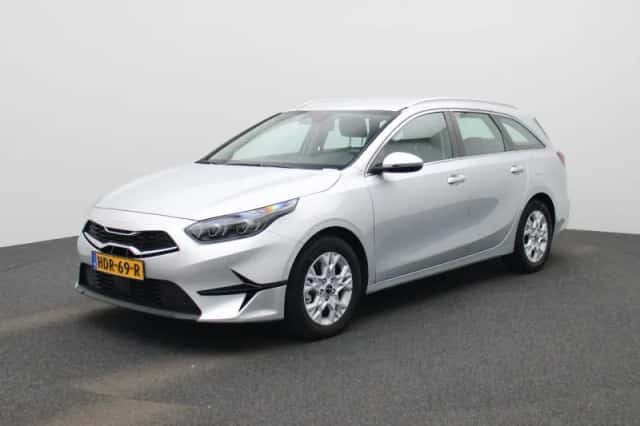 Kia Ceed Sportswagon (2025) thumbnail 1