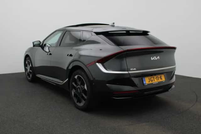 Kia EV6 (2025) thumbnail 2