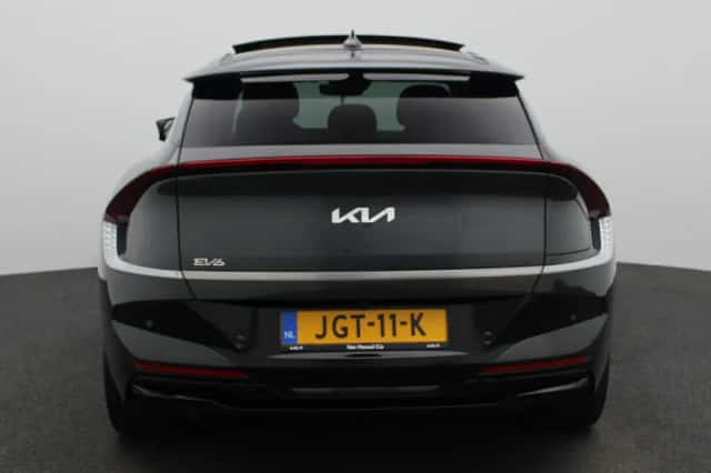 Kia EV6 (2025) thumbnail 5