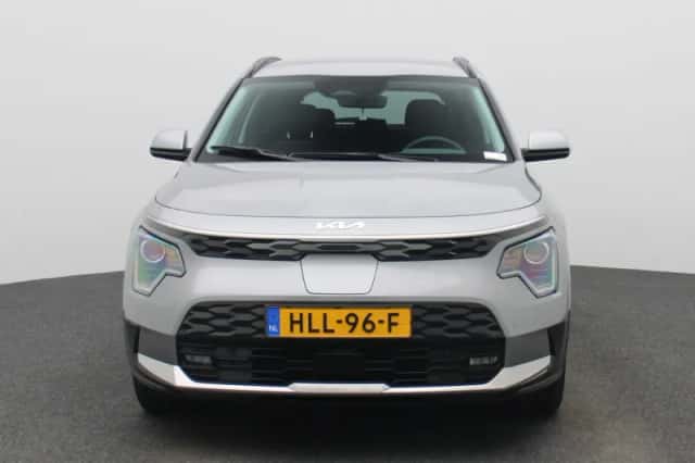 Kia Niro EV (2025) thumbnail 5