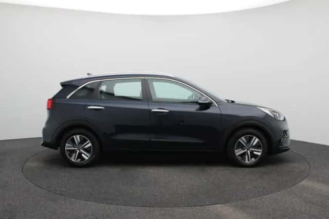 Kia Niro (2022) thumbnail 6