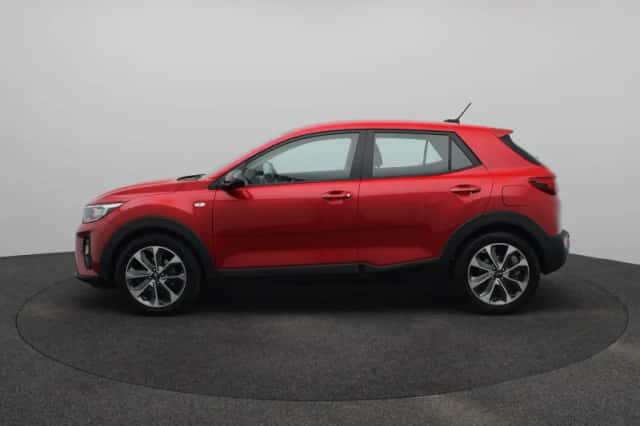 Kia Stonic (2019) thumbnail 6