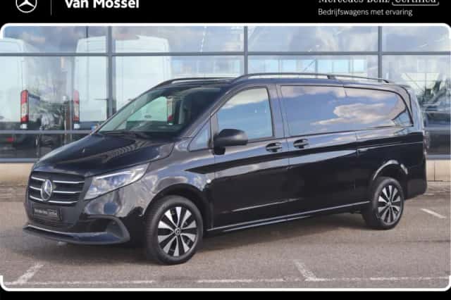 Mercedes-Benz Vito (2024) thumbnail 1