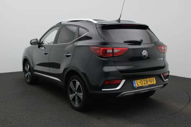 MG ZS EV (2021) thumbnail 3