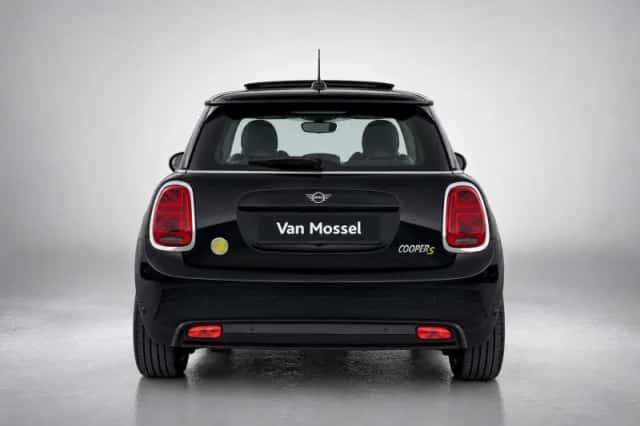 MINI Mini Electric (2022) thumbnail 5