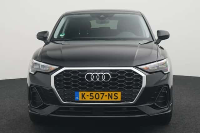Audi Q3 Sportback (2020) thumbnail 3