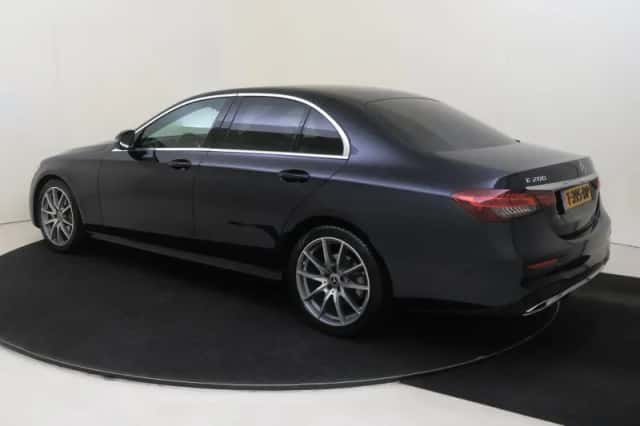 Mercedes-Benz E-Klasse (2023) thumbnail 3