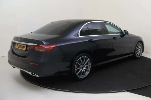 Mercedes-Benz E-Klasse (2023) thumbnail 4